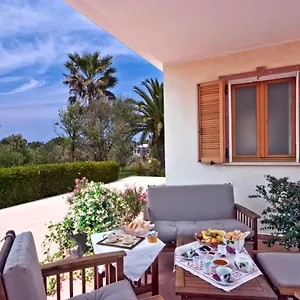 https://agriturismo-sa-suerera.hotelsalgherosardinia.com