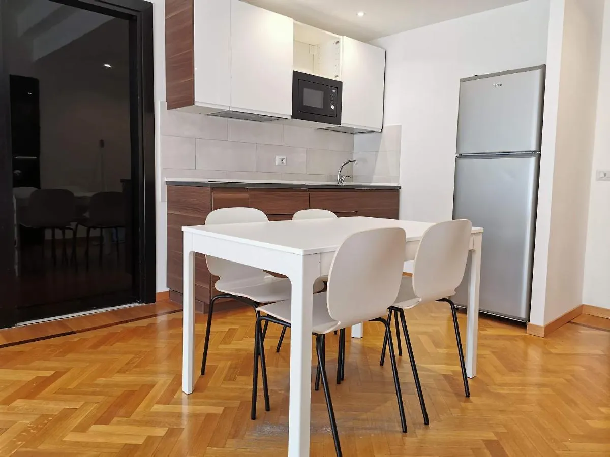Pergolesi Apartments Milan