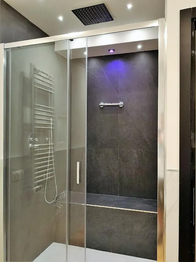Pergolesi Apartments Milan