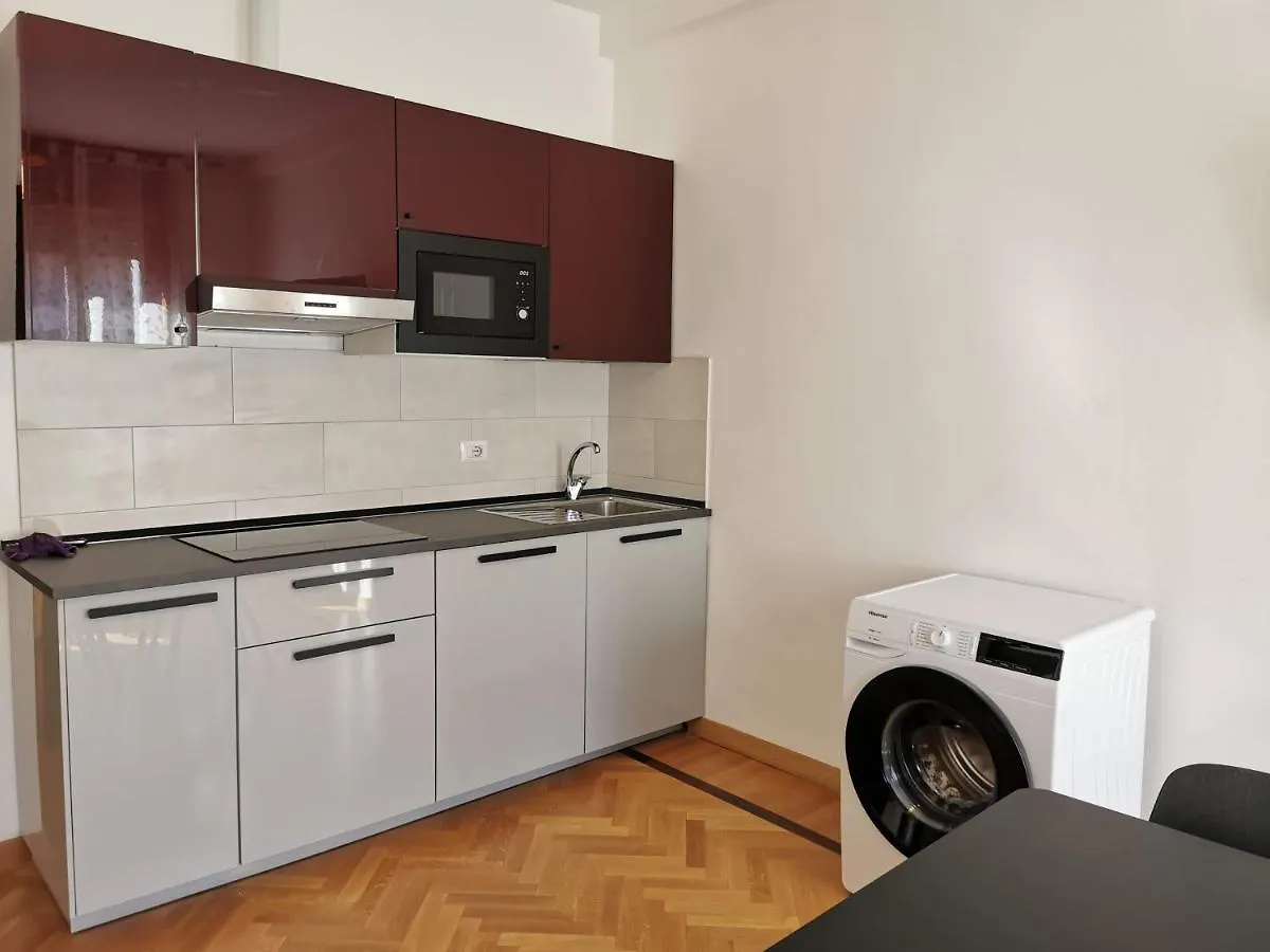 Pergolesi Apartments Milan